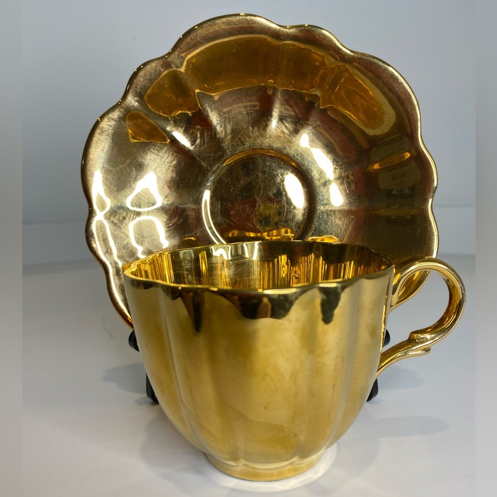 Royal Rose Fine Bone China Teacup Saucer Gold Gilt Lustreware Scalloped Antique